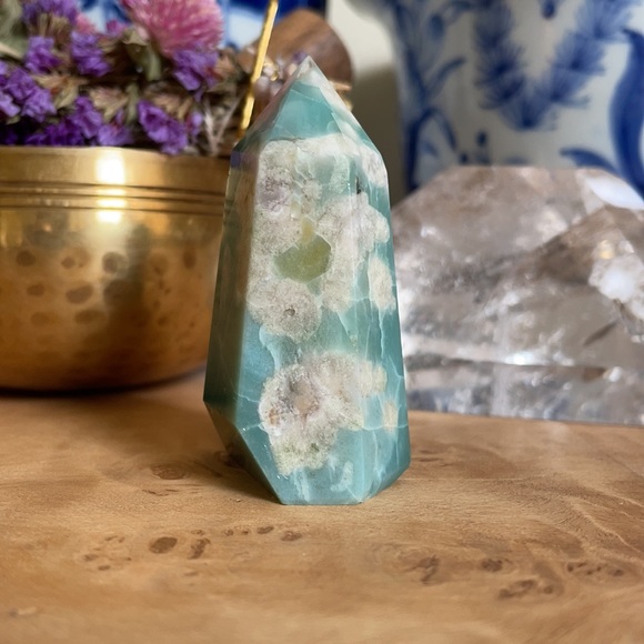 Gorgeous Green Flower Agate Point - Picture 3 of 7